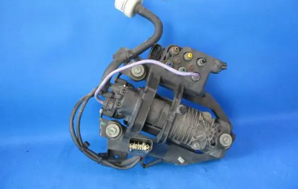 Tesla Model S Air suspension compressor/pump 15155000703 140903 0006006403