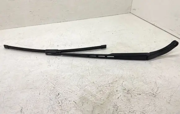 Audi A6 S6 C6 4F Front wiper blade arm 4F1955410
