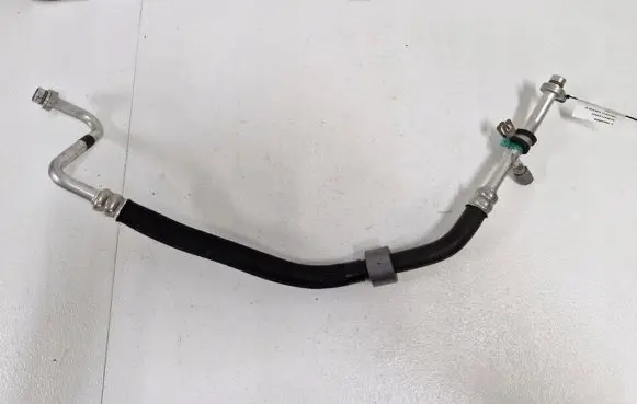 Renault Captur II Air conditioning (A/C) pipe/hose 924546570R