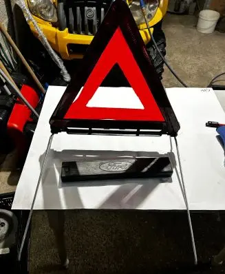 Emergency warning sign