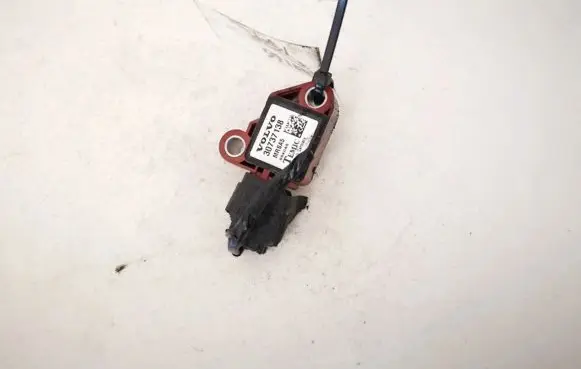 Volvo V50 Airbag deployment crash/impact sensor 30737138