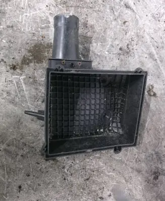 Renault Laguna II Air filter box 8200229234A
