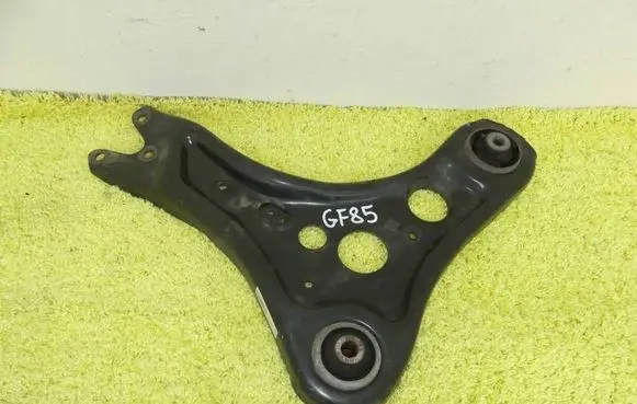 Front lower control arm/wishbone