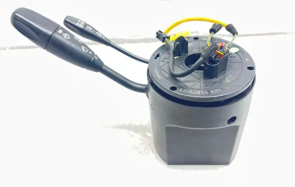 Mercedes-Benz C W203 Wiper turn signal indicator stalk/switch A2035408145
