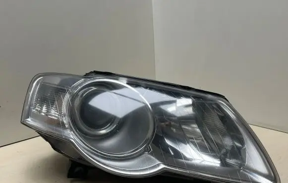 Volkswagen PASSAT B6 Headlight/headlamp 3C0941006S 89316400