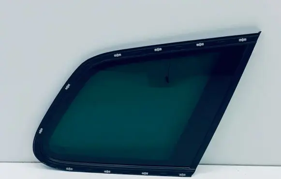 Volkswagen Touareg II Rear side window 7P6845298S