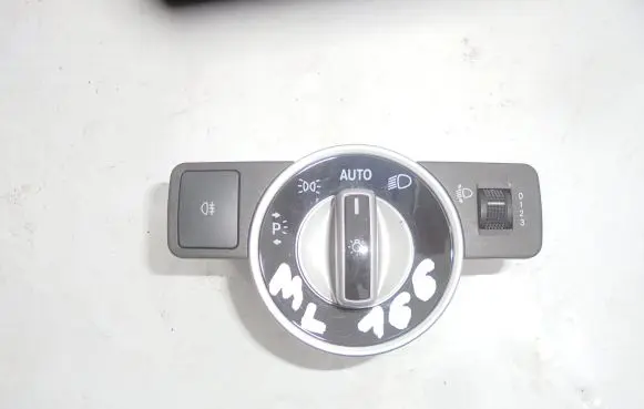 Mercedes-Benz ML W166 Light switch