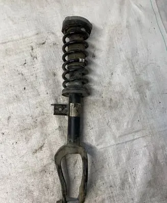 BMW 5 F10 F11 Front shock absorber with coil spring 6863664