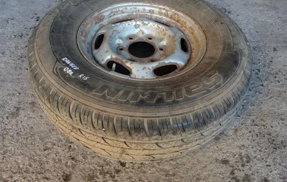 Ford Ranger R15 spare wheel 23575R15