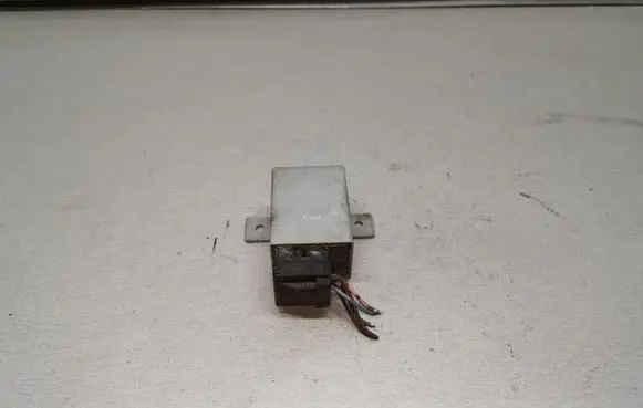 Mercedes-Benz C W202 Other relay 2018200205