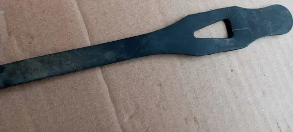 Mercedes-Benz W123 Tie down hook / loop 