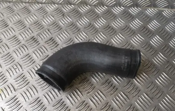 Mercedes-Benz Sprinter W901 W902 W903 W904 Intercooler hose/pipe A9015283582