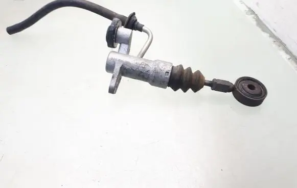 Audi A4 S4 B5 8D Clutch master cylinder 8D1721401