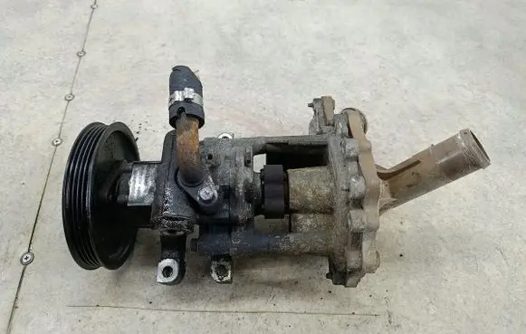 Peugeot Boxer Power steering pump 