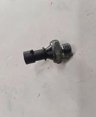 Opel Zafira A Oil pressure sensor 