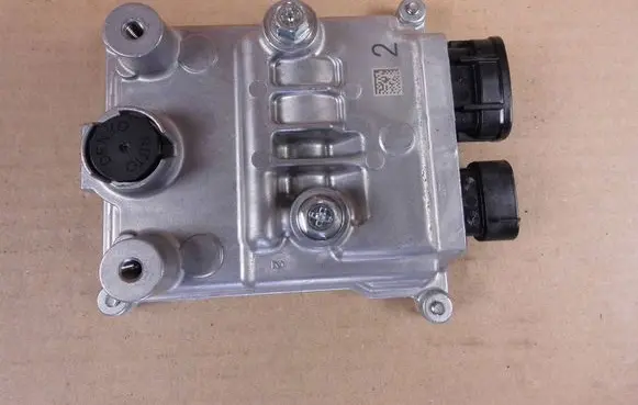 Toyota RAV 4 (XA50) Fuel injection pump control unit/module 8957112010