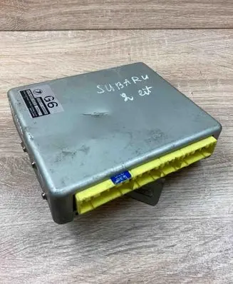 Subaru Legacy Engine control unit/module ECU 22611AA990 A18000RE5 2Y24