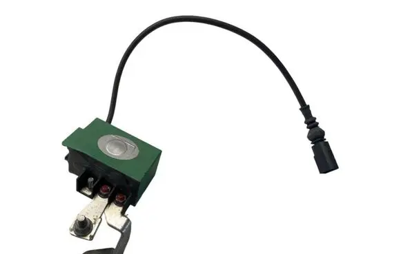 Volkswagen Touareg I Other relay 7L0943383B 08250101