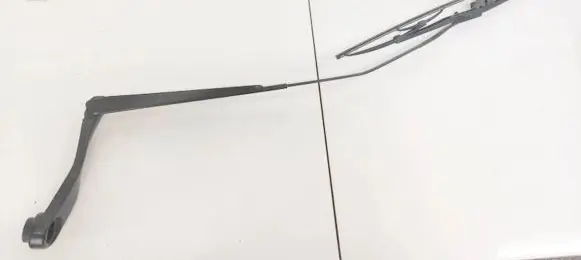 Dodge Journey Front wiper blade arm