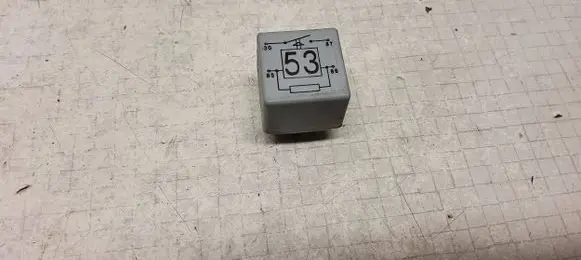 Audi A4 S4 B5 8D Other relay 141951253B 20240072
