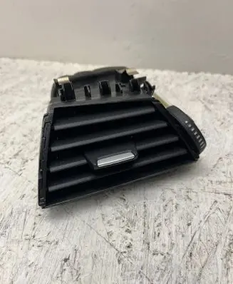 BMW 1 F20 F21 Dash center air vent grill 9205355 507889