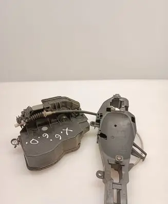 BMW X6 E71 Rear door lock 7202148 A053702