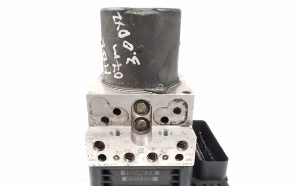 Mercedes-Benz E W211 ABS Pump A2114311312