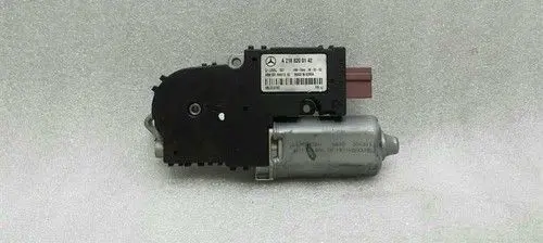 Mercedes-Benz CLA C117 X117 W117 Folding roof motor A2188200142