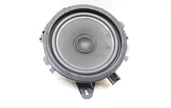 Volvo XC90 Front door speaker 30797139