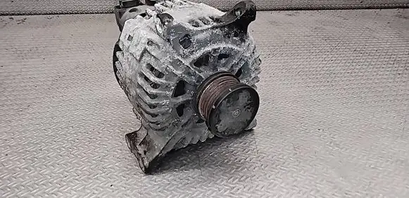 Mercedes-Benz A W169 Generator/alternator A6401540402 2543412A TG15C057