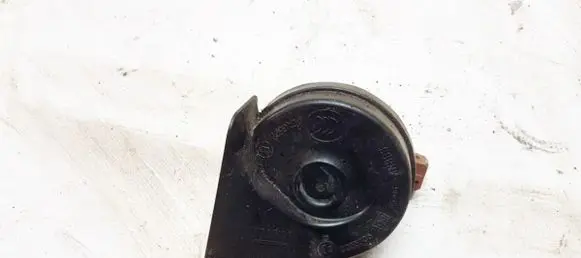 Volkswagen PASSAT B3 Horn signal e30055306 a046522