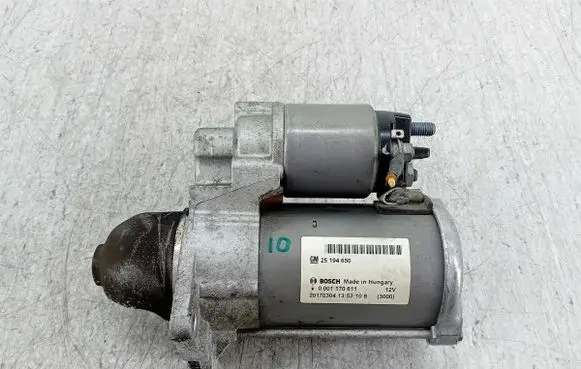 Opel Zafira C Starter motor 25194650