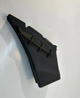 Audi A6 S6 C6 4F Air intake duct part 4F0129521B 4F0129618M