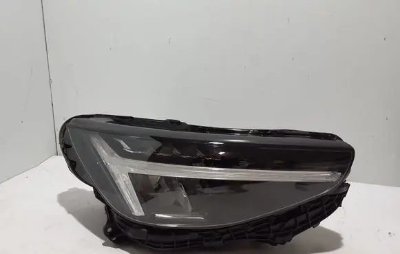 Volvo XC40 Headlight/headlamp 32404666
