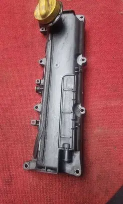 Renault Megane II Rocker cam cover 8200379908