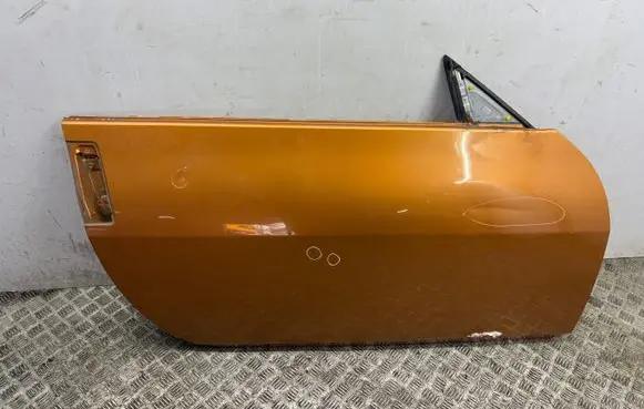 Nissan 350Z Door (2 Door Coupe) 