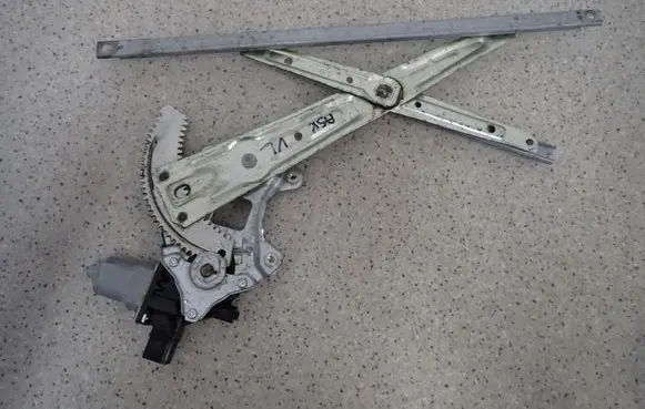 Mitsubishi ASX Front door window regulator with motor