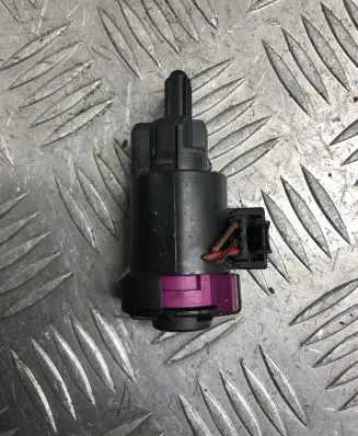 Audi A5 Sportback 8TA Brake pedal sensor switch 914689963B 14689962