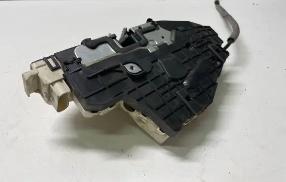 Mercedes-Benz S W221 Rear door lock A2217300835