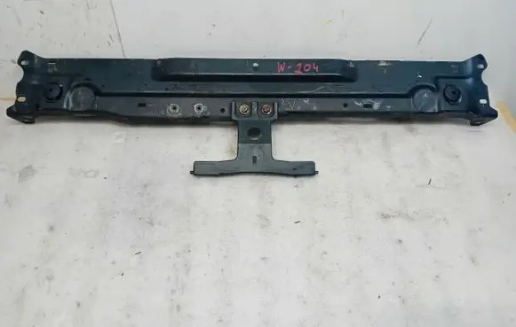 Mercedes-Benz C W204 Radiator support slam panel A2046200072