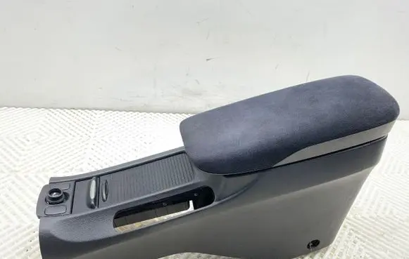 Honda Civic Center console 8340ASMG