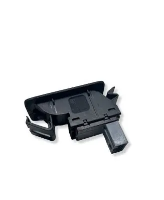 Volkswagen PASSAT B7 Switch for retractable tow bar 7E5959527