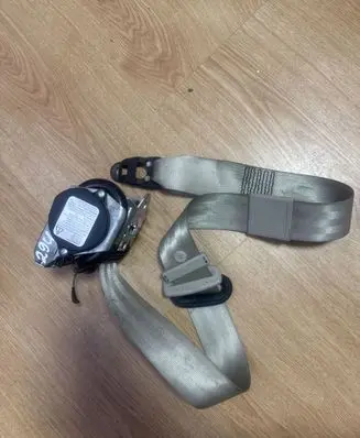 Audi A8 S8 D3 4E Front seatbelt 615108300 4E1857705