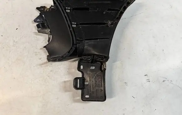Citroen DS5 Front bumper mounting bracket 9673292877 9673292577