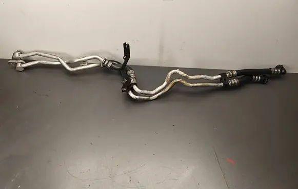 BMW 5 F10 F11 Gearbox oil cooler pipe/hose 7605011 7605012