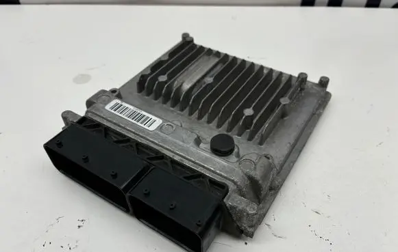 Mercedes-Benz GLA W156 Engine control unit/module A6519009502