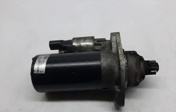 Volkswagen Transporter - Caravelle T5 Starter motor 8EA011610