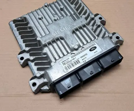 Land Rover Discovery 3 - LR3 Engine control unit/module NNN500750 A0079 5WS40278BT