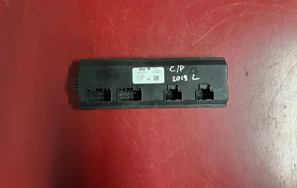Chrysler Pacifica Seat control module 68321862AC P68321862AC