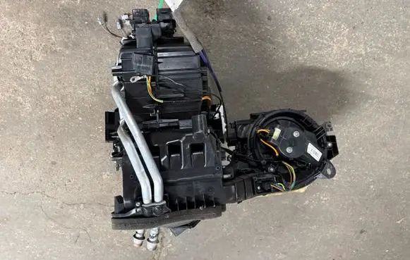 Interior heater climate box assembly